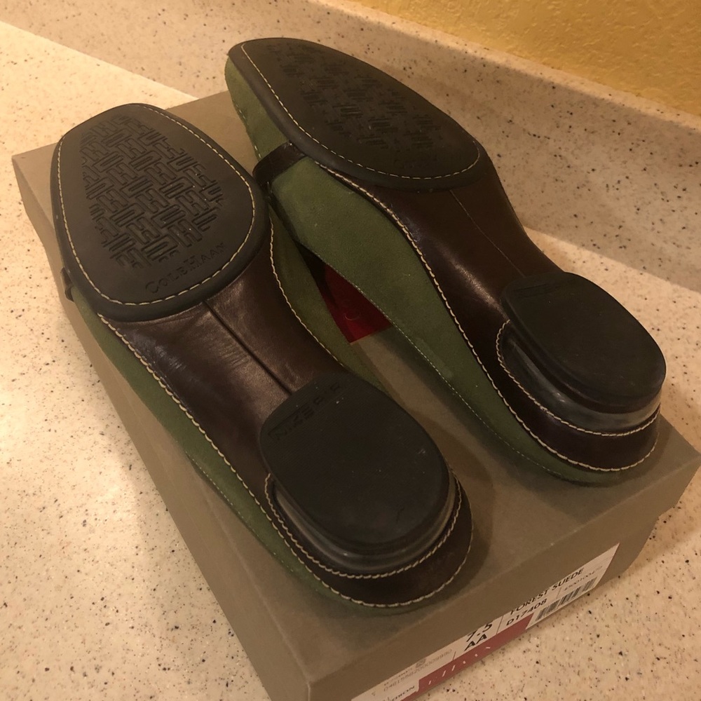 Green suede Cole Haan mules - Picture 3 of 6
